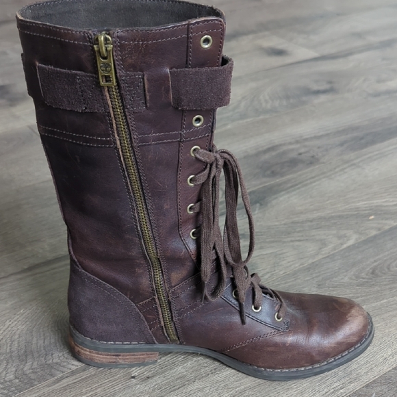 Timberland Dark Brown Lace-Up Boots - Picture 9 of 11